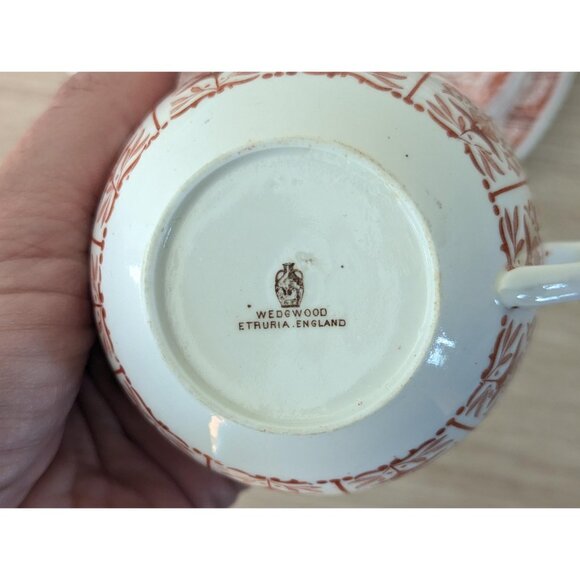 Antique Wedgewood Etruria England Teacup trio 2 sets in Rare red transferware - Picture 8 of 13